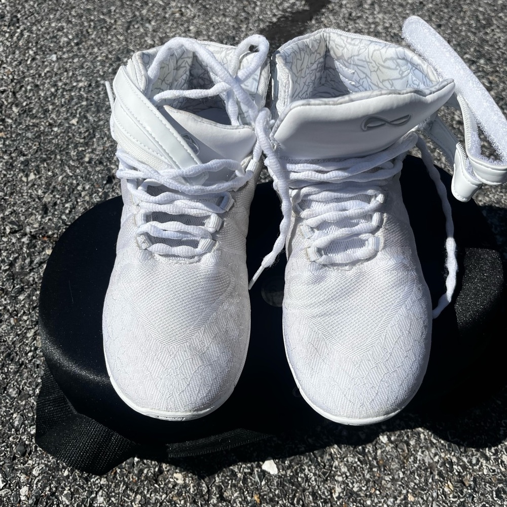 Infinity Cheer shoes